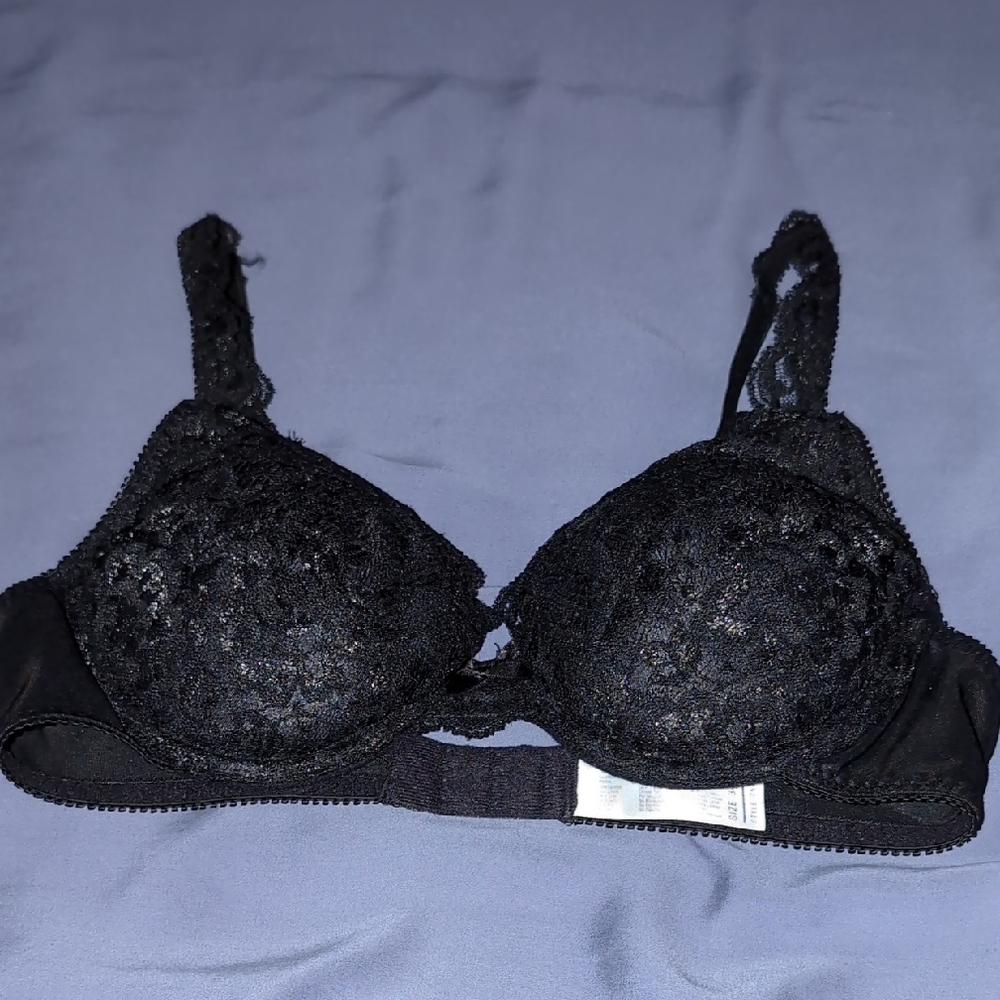 Vassarette Black Lace Padded Pushup Bra 34B